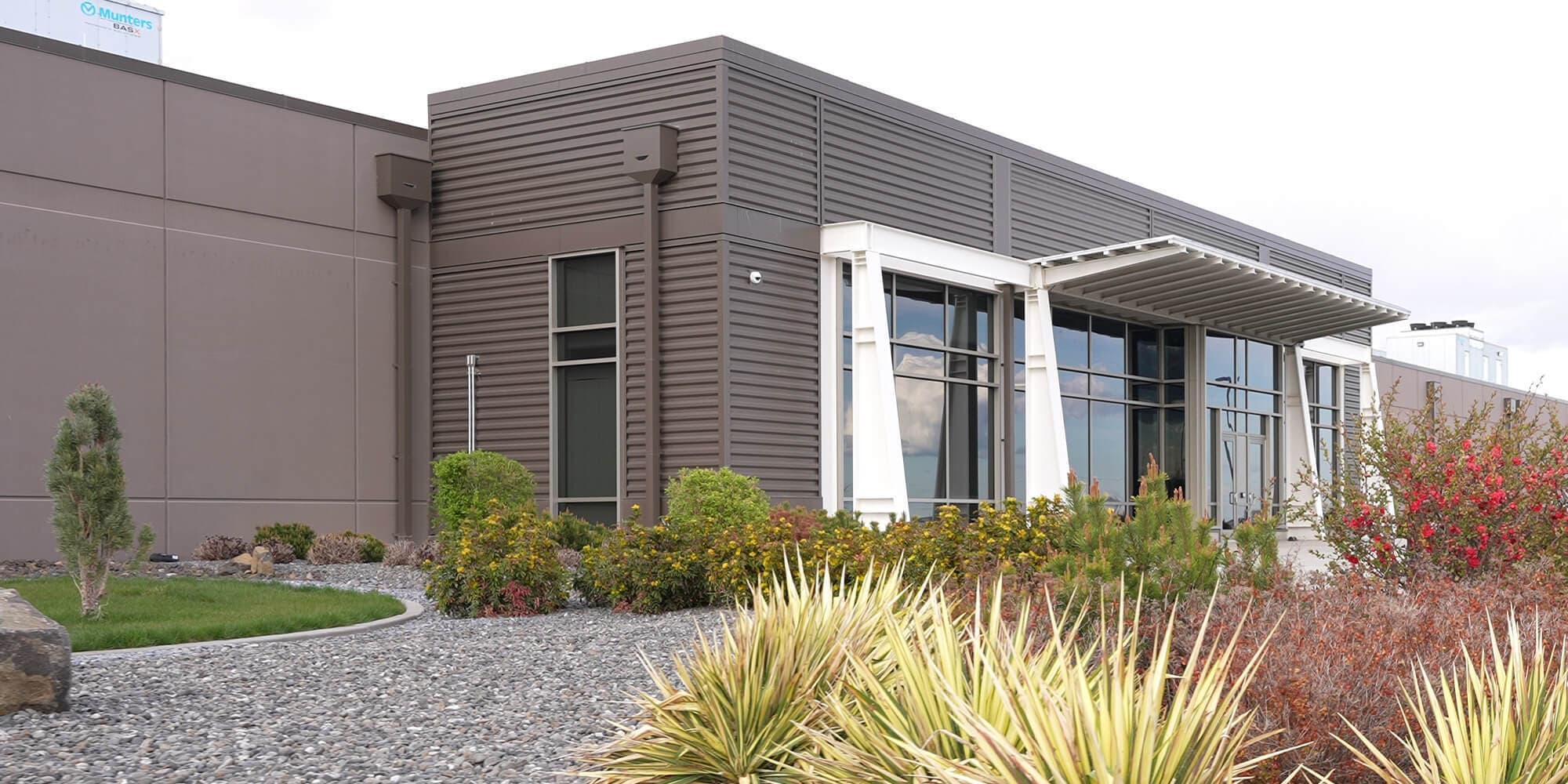 Exterior photo of Sabey's Quincy, WA data center location